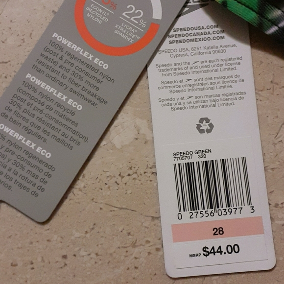 SPEEDO SWIM TRUNKS Powerflex in Green Black 28 NWT - Picture 4 of 5